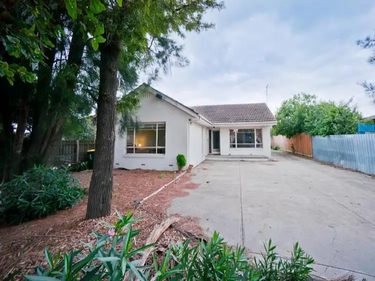 Main view of Homely unit listing, 1/2 Millers Road, Brooklyn VIC 3012