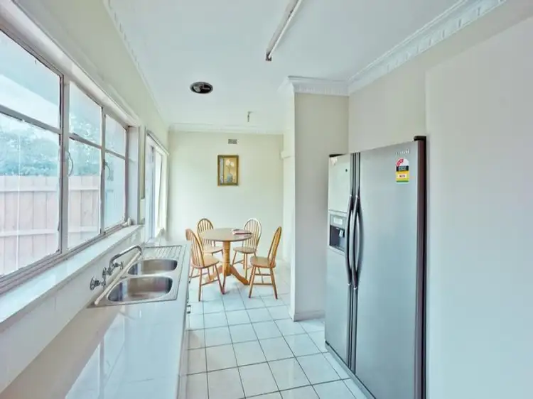Fifth view of Homely unit listing, 1/2 Millers Road, Brooklyn VIC 3012