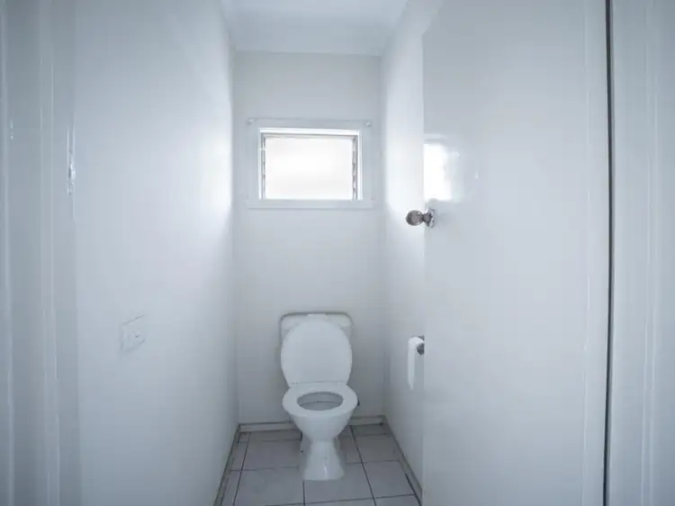 Seventh view of Homely unit listing, 1/2 Millers Road, Brooklyn VIC 3012
