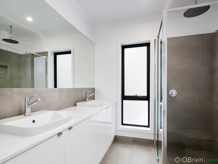 Fifth view of Homely house listing, 8 Ebony Court, Warragul VIC 3820