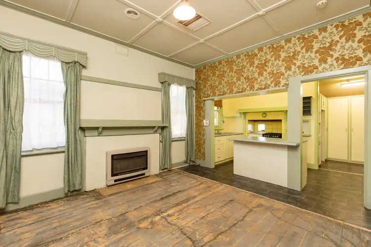 Second view of Homely house listing, 124 Magnolia Avenue, Mildura VIC 3500