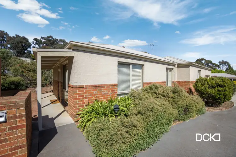 1/6 Edwards Road, Kennington VIC 3550