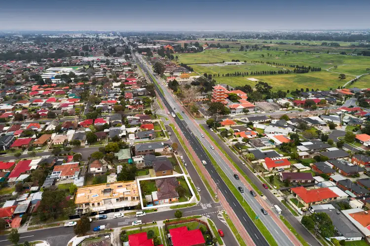 Seventh view of Homely house listing, 2 Dangerfield Drive, Springvale South VIC 3172