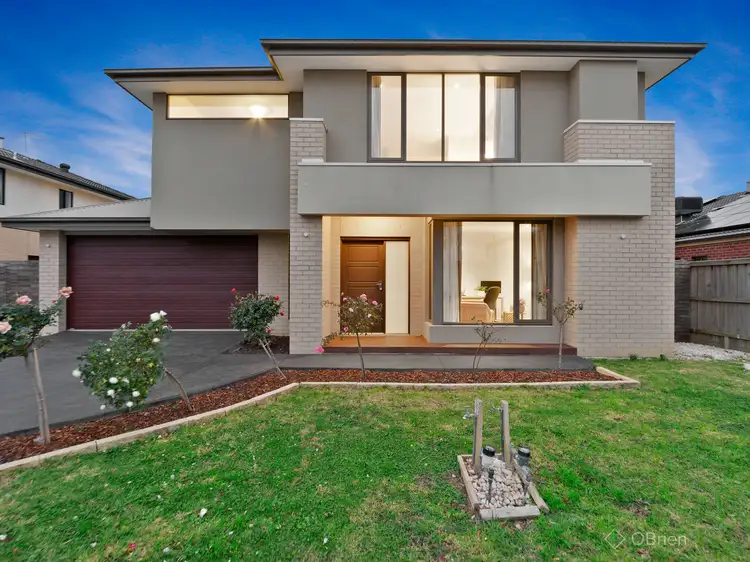 19 Herring Avenue, Cranbourne North VIC 3977