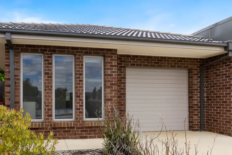 Main view of Homely unit listing, 7/11-15 Silverdale Drive, Darley VIC 3340