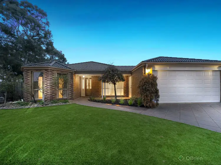 42 Cato Parkway, Lynbrook VIC 3975