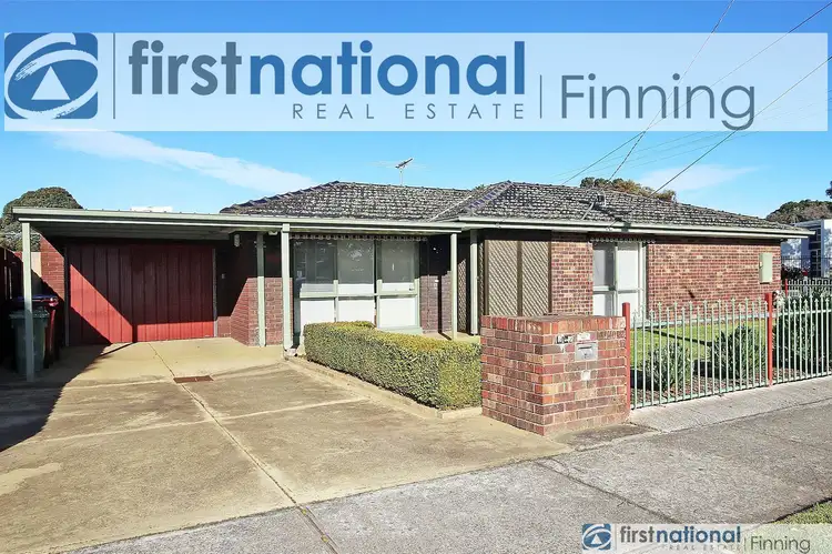 Main view of Homely unit listing, 1/2 William Street, Cranbourne VIC 3977