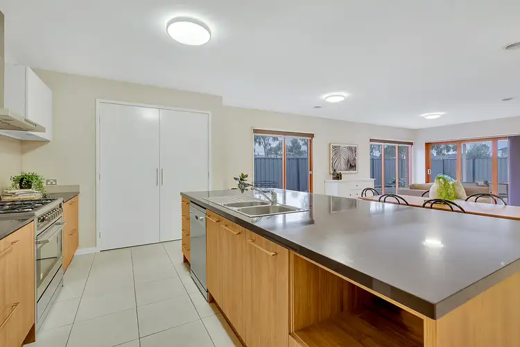 Sixth view of Homely house listing, 19 Serenity Way, Craigieburn VIC 3064