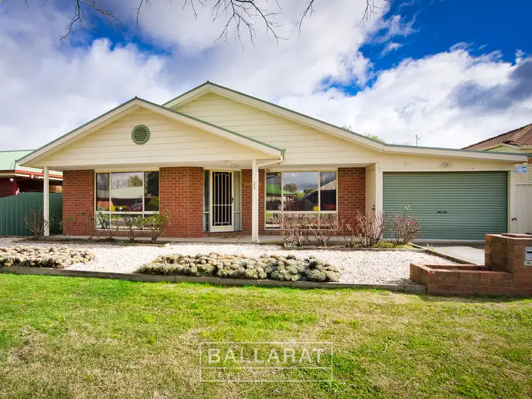 24 Jenkins Drive, Sebastopol VIC 3356