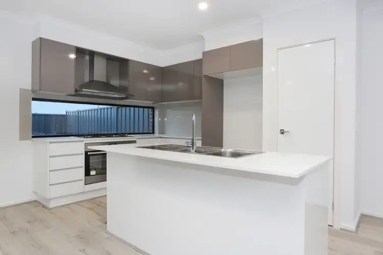 Seventh view of Homely house listing, 6 Karinya Way, Harkness VIC 3337