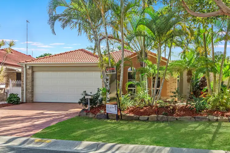 34 Hillsborough Close, Robina QLD 4226