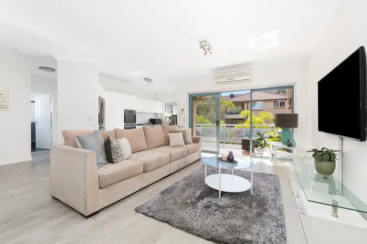 Main view of Homely apartment listing, 12/25-35 Kingsway, Cronulla NSW 2230