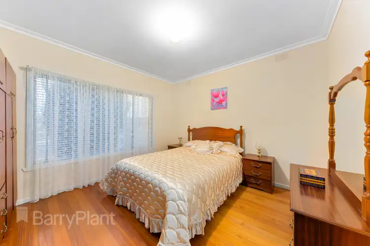 Fifth view of Homely house listing, 8 O'Brien Drive, St Albans VIC 3021