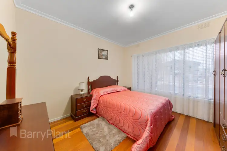 Sixth view of Homely house listing, 8 O'Brien Drive, St Albans VIC 3021