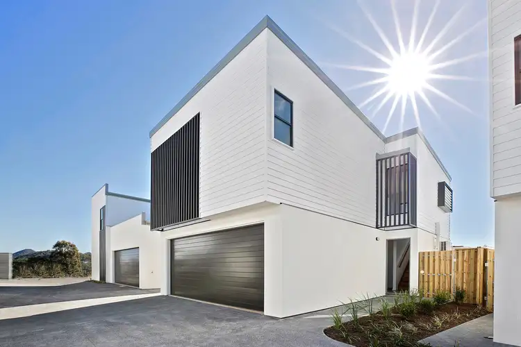 Main view of Homely house listing, 2/4-6 Roundhouse Place, Ocean Shores NSW 2483