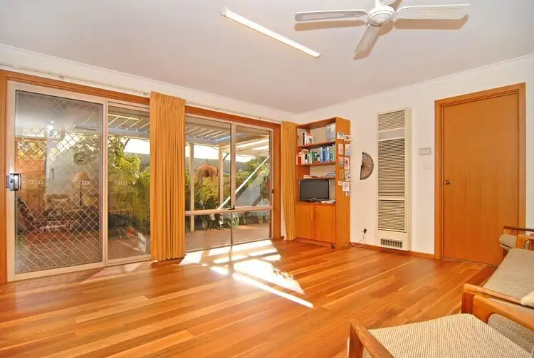 Second view of Homely house listing, 5 Moir Court, Magill SA 5072