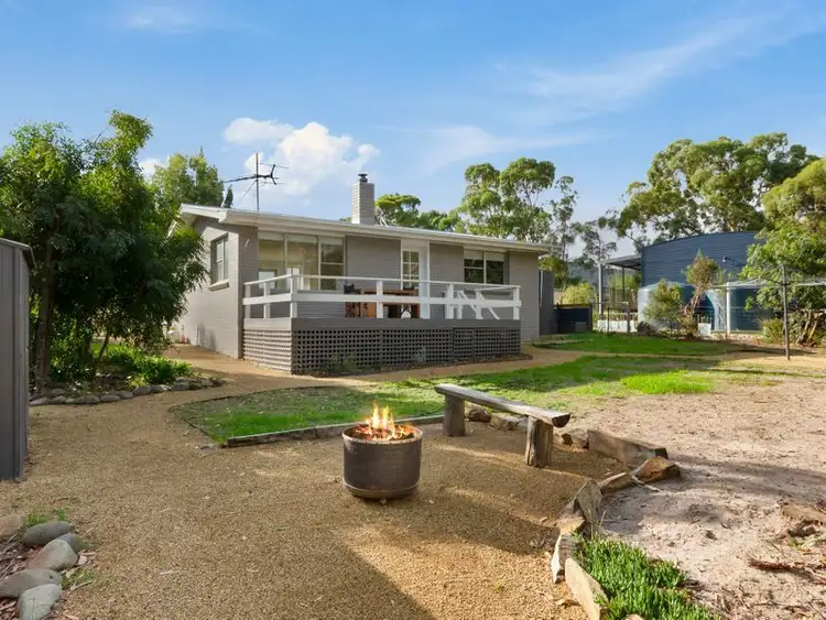 15 Peppermint Drive, White Beach TAS 7184