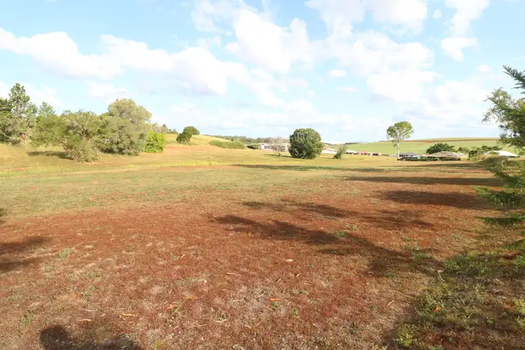 17 Elizabeth Street, Childers QLD 4660