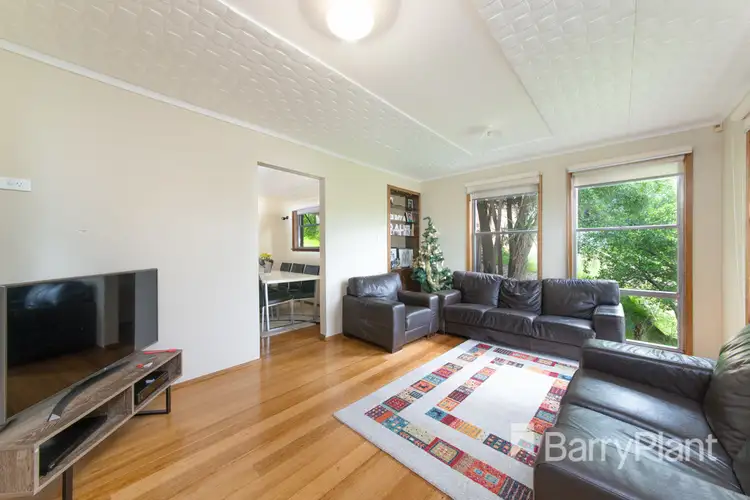 9 Leech Court, Jacana VIC 3047