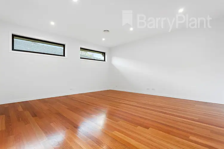 Fifth view of Homely townhouse listing, 2/373 Waverley Road, Mount Waverley VIC 3149