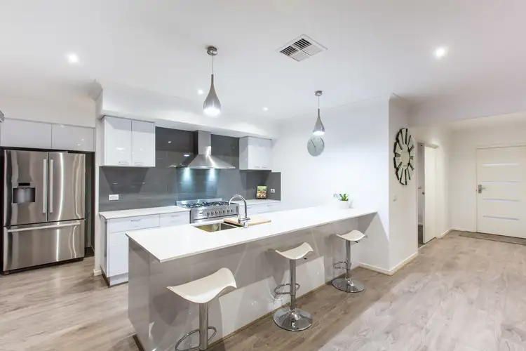 Second view of Homely house listing, 5 Kensington Court, Irymple VIC 3498
