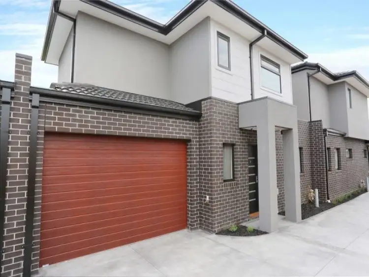 2/37 Watt Avenue, Oak Park VIC 3046