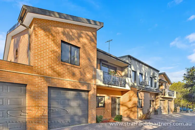 3/8 Haig Avenue, Georges Hall NSW 2198