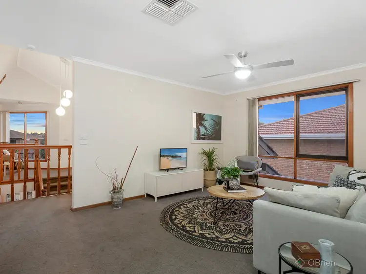 Sixth view of Homely house listing, 32 Huxley Crescent, Endeavour Hills VIC 3802