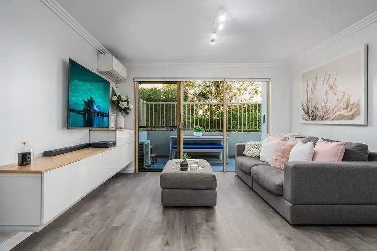 Main view of Homely unit listing, 4/3-5 Shackel Avenue, Brookvale NSW 2100
