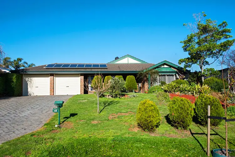 19 Foxfield Drive, Onkaparinga Hills SA 5163