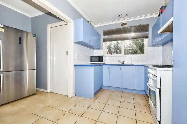 Fifth view of Homely house listing, 2 Bee Court, Craigieburn VIC 3064