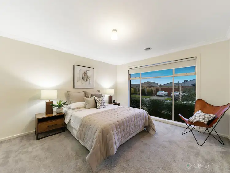 Sixth view of Homely house listing, 8 Canyon Avenue, Clyde VIC 3978