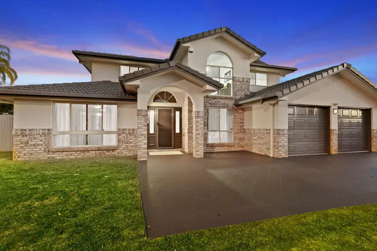 463 Pine Mountain Road, Carindale QLD 4152