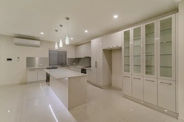 Fifth view of Homely house listing, 8 Jacaranda Crescent, Drewvale QLD 4116