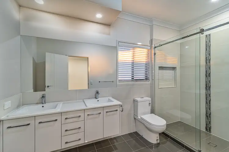 Sixth view of Homely house listing, 8 Jacaranda Crescent, Drewvale QLD 4116