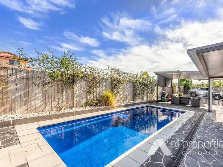 Second view of Homely house listing, 5 Tamsin Court, Regents Park QLD 4118