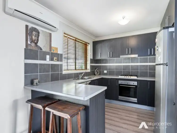Second view of Homely house listing, 10 Bixby Court, Boronia Heights QLD 4124
