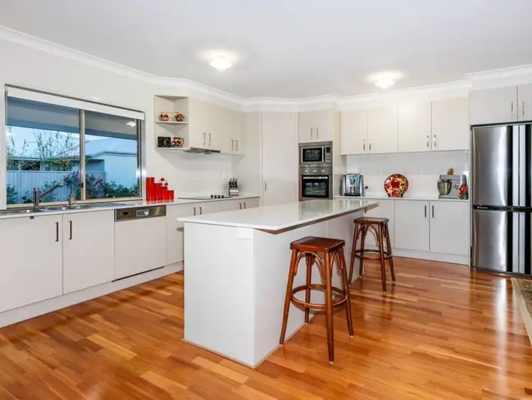Second view of Homely house listing, 35 Maryland Drive, Regents Park QLD 4118
