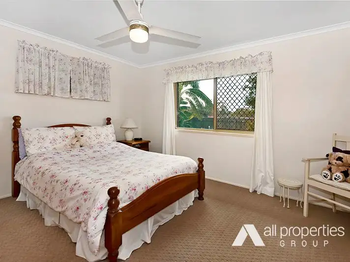 Sixth view of Homely house listing, 11 Copeina Court, Regents Park QLD 4118