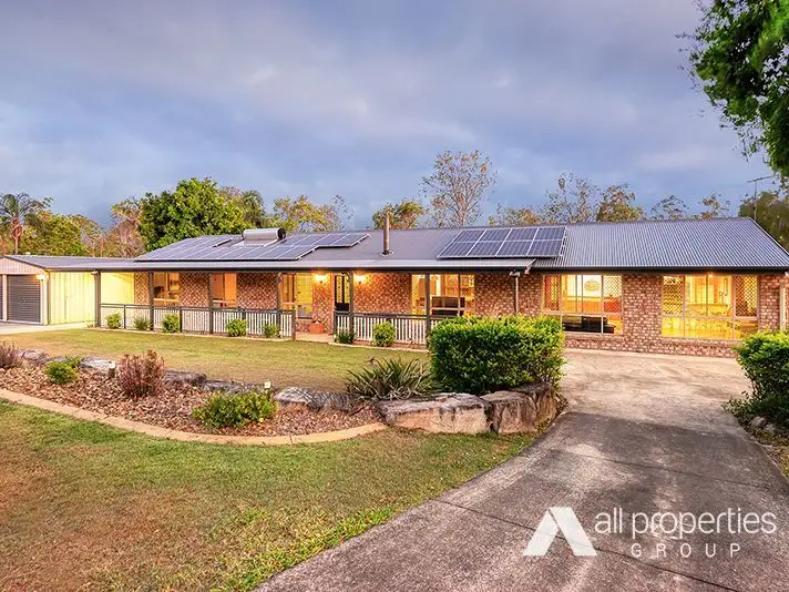 182 Merluna Road, Park Ridge South QLD 4125