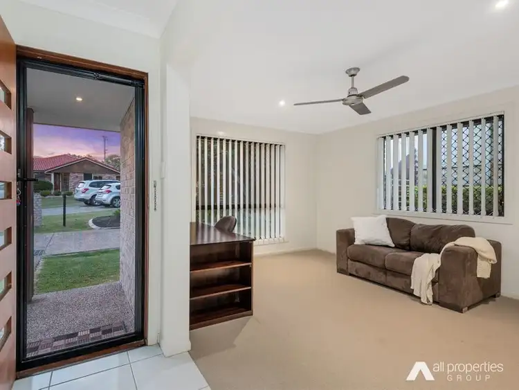 Sixth view of Homely house listing, 2/2 Sam Place, Thornlands QLD 4164