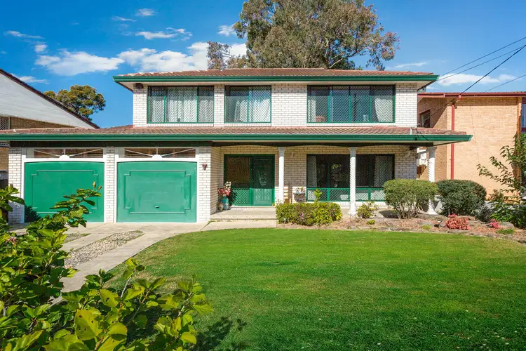 3 Islington Crescent, Greenacre NSW 2190