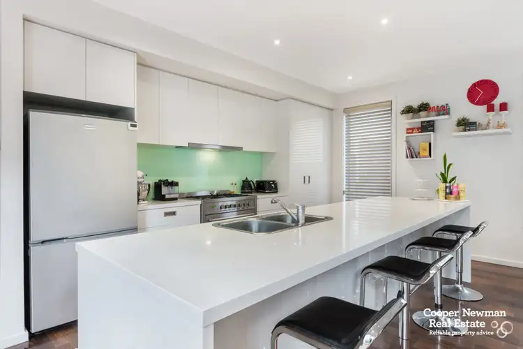 Second view of Homely house listing, 6 Magenta Court, Mount Waverley VIC 3149