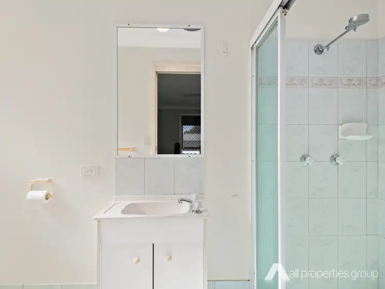 Fourth view of Homely house listing, 8 Colombard Place, Heritage Park QLD 4118