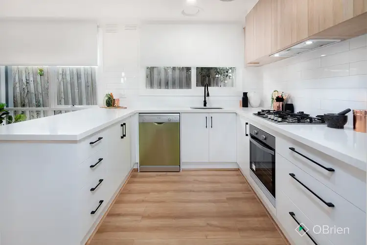 Fifth view of Homely unit listing, 1/3 Marra Court, Endeavour Hills VIC 3802