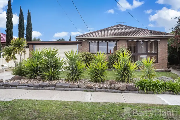 7 Snaefell Crescent, Gladstone Park VIC 3043