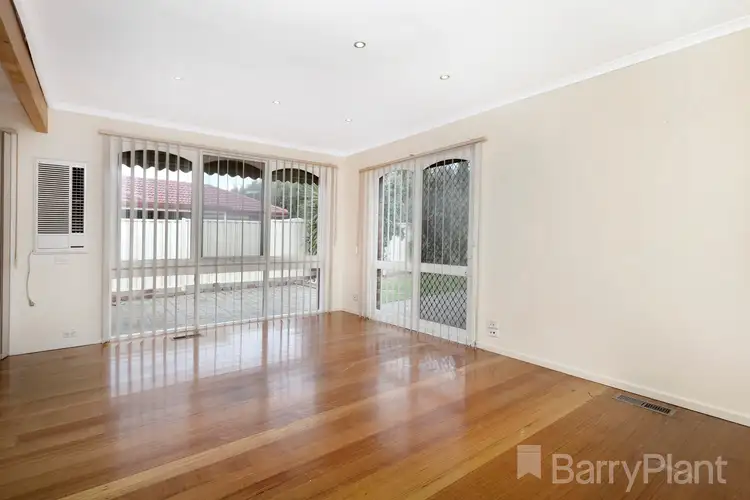 Sixth view of Homely house listing, 7 Snaefell Crescent, Gladstone Park VIC 3043