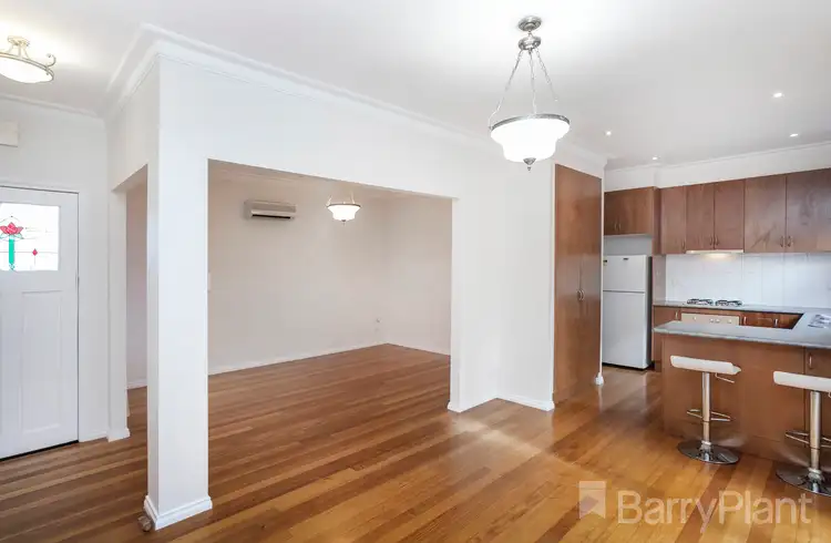 Sixth view of Homely unit listing, 2/75 Gordon Street, Tullamarine VIC 3043