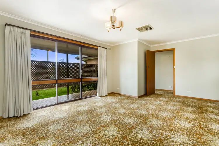 Fourth view of Homely house listing, 8 Crusoe Road, Kangaroo Flat VIC 3555