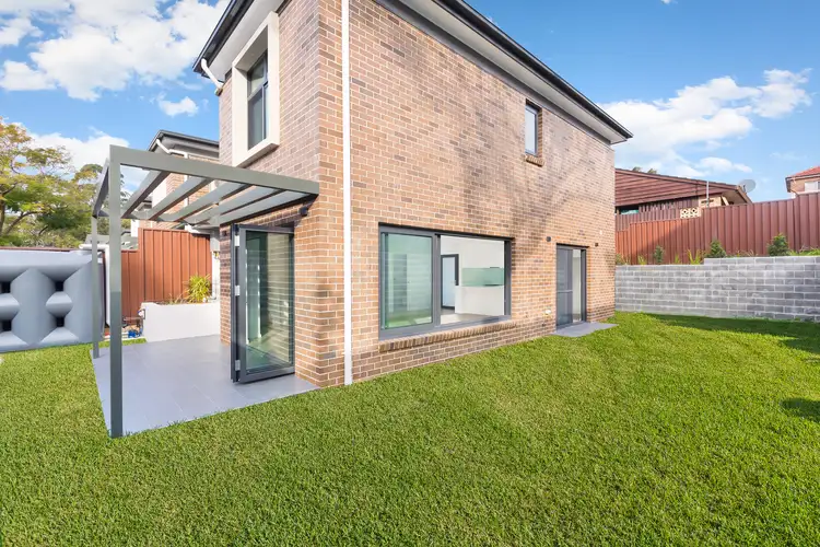 Third view of Homely townhouse listing, 6./9 Glencoe Street, Sutherland NSW 2232